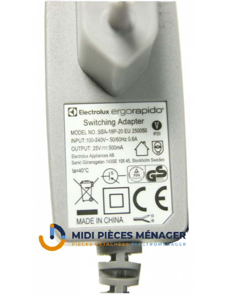ENSEMBLE PLINTHE , CHARGEUR NOIR 18V POUR ASPIRATEUR ELECTROLUX 4055478434